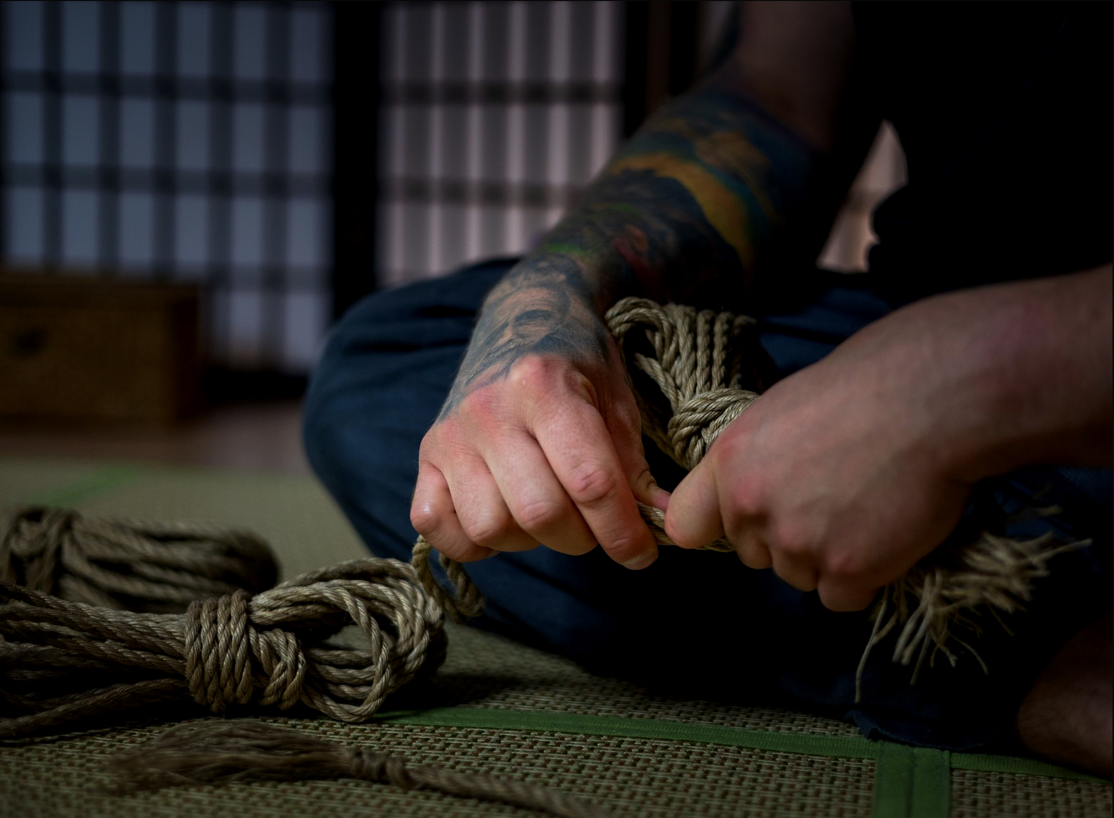 Shibari-Fotografie mit Seil